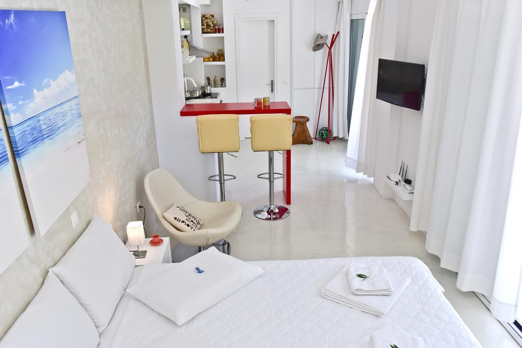 Mavres Luxury Studio Ágios Matthaíos Eksteriør billede